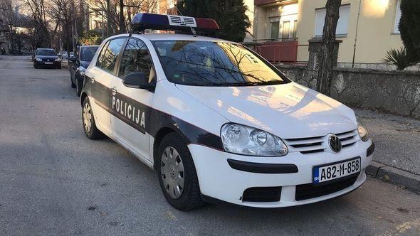 Intervenirala policija - Avaz