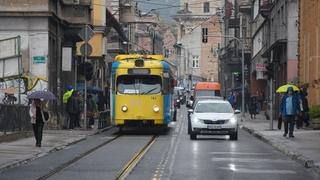 Vozačima u BiH zbog velikog broja prekršaja i nedostatka resursa kazne dolaze s kašnjenjem od godinu dana