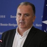 Đonlagić: Trojka, HDZ i SNSD je totalni raspašoj