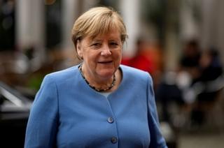 Merkel: Njemačka i Evropa bit će "smrvljene" ako se ne budu držale zajedno