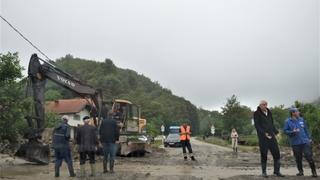 Ogromna šteta zbog bujica u Sapni: Voda je udarala u kuće i nosila sve