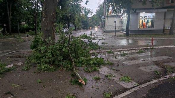 Nevrijeme u Banjoj Luci - Avaz