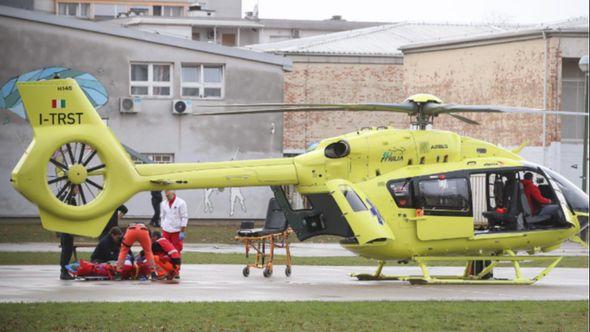 Prebacivanje ranjenih u školi u Zagrebu - Avaz