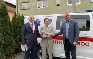 Ambasador Japana u BiH prisustvovao primopredaji sanitetskog vozila Domu zdravlja u Fojnici