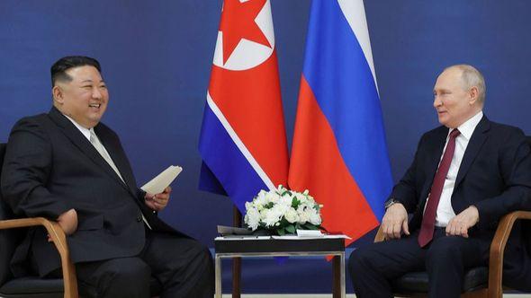 Kim Jong-un i Vladimir Putin - Avaz