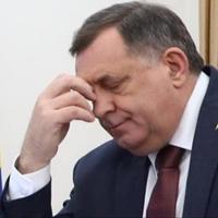 Danas vanredno zasjedanje: "Ko je u Skupštinu Srbije pozvao Milorada Dodika, da li će ovaj cirkus predstavljati izuzetak u radu"