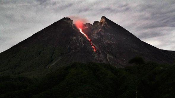 Planina Merapi  - Avaz