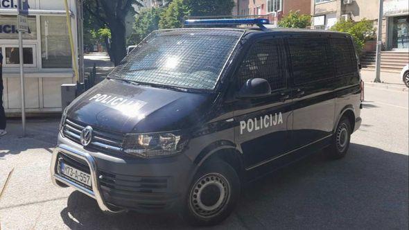 Na licu mjesta policija - Avaz