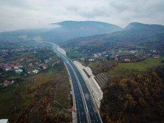 Stanje na cestama u BiH: Zenička zaobilaznica zatvorena za saobraćaj