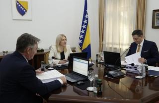 Poznati svi ambasadori BiH, evo koga je predložio Komšić