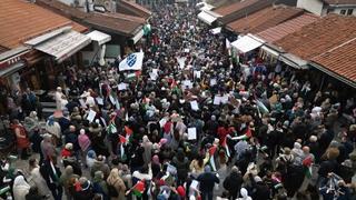 Stotine građana krenulo u protestnu šetnju od Sebilja u znak podrške Palestini