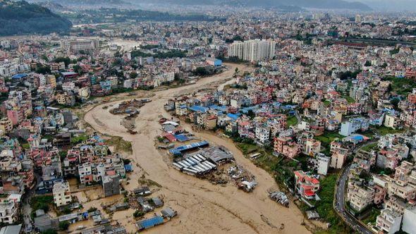 Nepal, poplave - Avaz