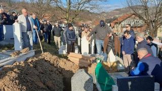 Obavljena dženaza Hajrudinu Junuzoviću, učitelju, učesniku u mirovnoj misiji UN-a na Sinaju