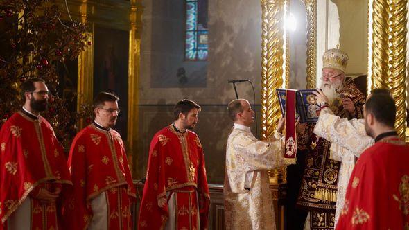 Božićna liturgija u Sabornoj crkvi u Sarajevu - Avaz