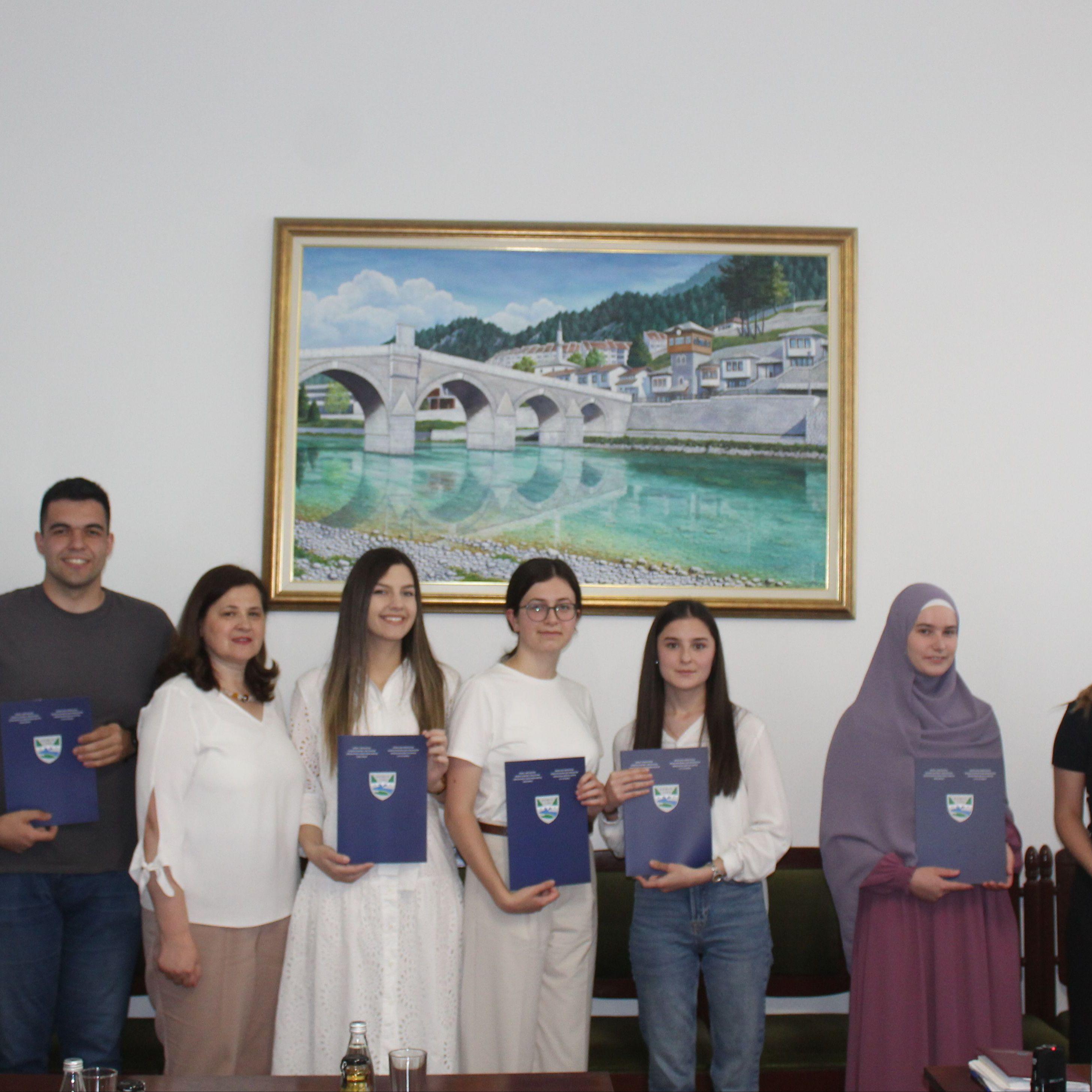 Grad Konjic nagradio najuspješnije studente povodom Dana grada