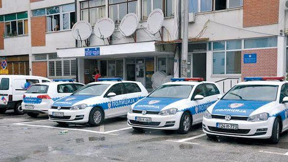 Policija pronašla preko 20 stabljika indijske konoplje - Avaz