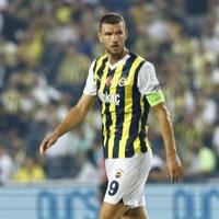 Turci u šoku: Džeko skoro sam zarađuje kao tim koji je ponizio Fener