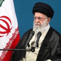 Ajatolah Hamenei: U Zapad se ne smije polagati nada, ali nema štete od saradnje