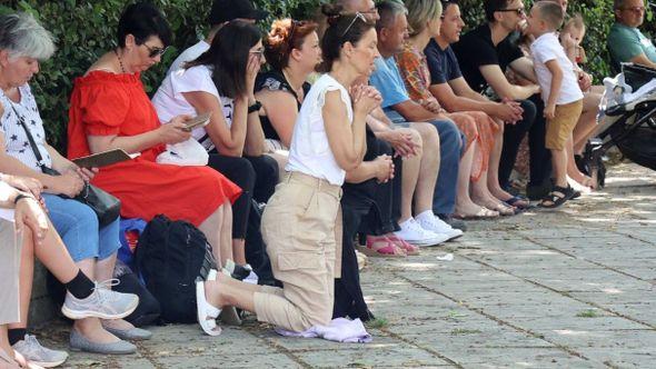 Godišnjica ukazanja Blažene Djevice Marije - Avaz