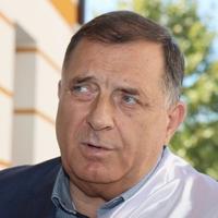 Dodik: Tragamo za licima u OHR-u koji su uputili zahtjev za izdavanje pasoša Šmitu i onim u MVP-u koji su ga potpisali