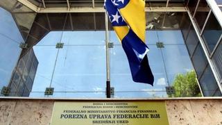 Porezni obveznici FBiH u periodu januar-maj uplatili više od tri milijarde KM javnih prihoda