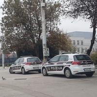 Ponovo dojavljene bombe u Sarajevu: Policija ispred Srednje mašinske škole