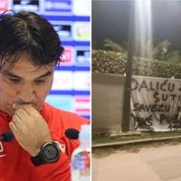 Torcida ljuta na Dalića, ispred kuće mu ostavila vulgarnu poruku