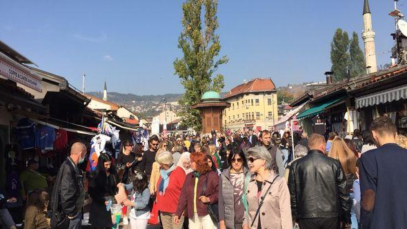 Politička nestabilnost je glavni pokretač koji tjera ljude - Avaz