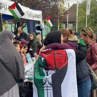 Zenički osnovci na humanitarnom bazaru prikupljaju novac za Palestinu