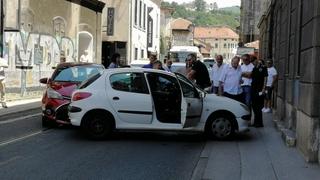 Haos u centru Sarajeva: Zbog nesreće blokirana glavna saobraćajnica, ne rade tramvaji