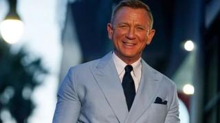 Što se dogodilo Jamesu Bondu: Daniel Craig iznenadio drastičnom promjenom imidža!