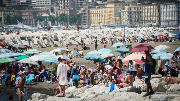 Italija uvodi mjere zbog navale turista - Avaz