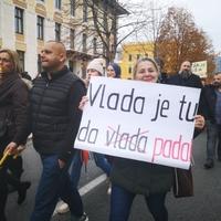 Više od 3.000 prosvjetnih radnika u HNK izašlo na proteste: Traže svoja prava 