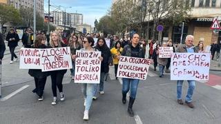 Počeli protesti u Beogradu zbog tragedije u Novom Sadu