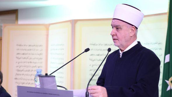 Reisu-l-ulema Husein ef. Kavazović - Avaz