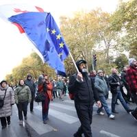 Gruzija: Nastavljeni antivladini protesti