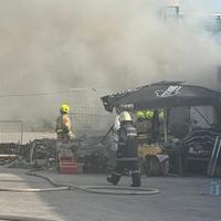 Foto + video / Drama u Sarajevu: Izbio veliki požar, gori buvlja pijaca