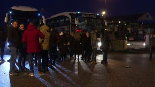 Bijeljinci krenuli na protest  - Avaz