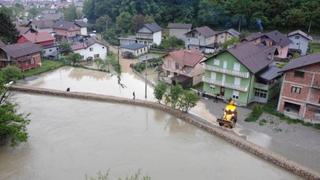 "Merhamet" kontinuirano doprema interventnu pomoć poplavljenim područjima u Krajini