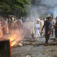 Pakistan: Devet osoba poginulo tokom protesta nakon hapšenja Imrana Kana