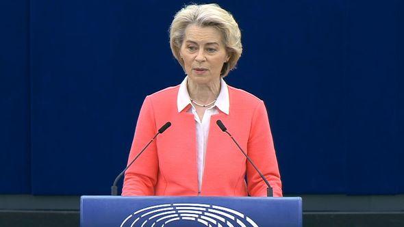 Ursula von der Leyen - Avaz