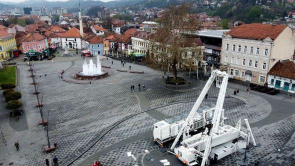 Postavljanje točka  - Avaz