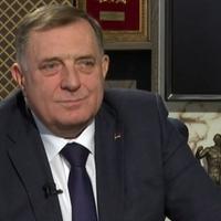 Dodik objasnio zašto je morao na operaciju: "Odvezala mi se cipela, sagnuo sam se da je zavežem..."