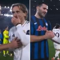 Video / Nakon spektakla u Bergamu: Kolašinac i Modrić snimljeni tokom razgovora