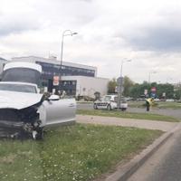 Sudar dva automobila na Ilidži: Tri osobe povrijeđene 