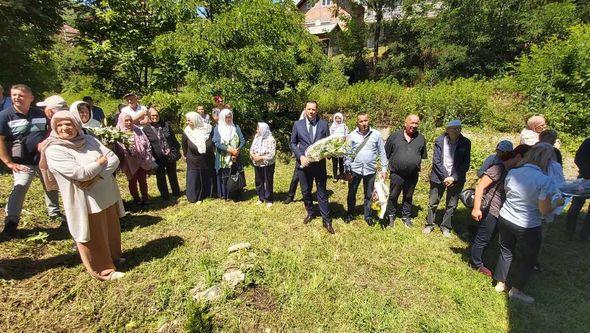 Kuća u Pionirskoj ulici: Jedna od dvije višegradske žive lomače - Avaz