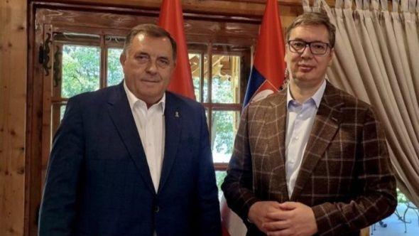 Milorad Dodik i Aleksandar Vučić - Avaz