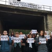 Protesti u Donjoj Jablanici: "Ne mogu više podnijeti da živim po tuđim kućama"