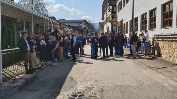 Protest radnika - Avaz