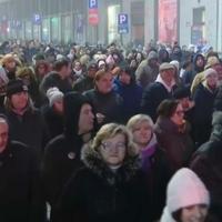 Veliki broj studenata i građana u Beogradu, Novom Sadu i Nišu u tišini dočekalo Novu godinu